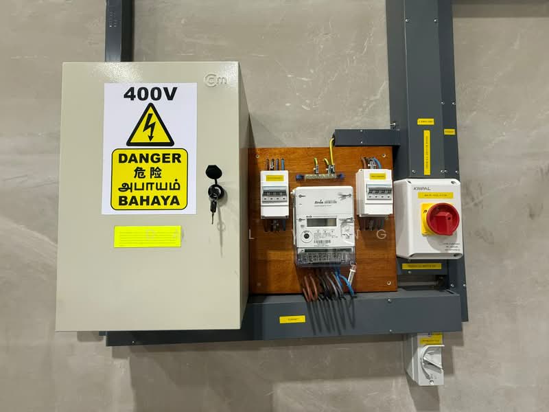Surface Engineering Hub, 8 Buroh Street, 2,271 sqft, Warehouse For Rent, by Daryl Wong, 500212469 - CommercialGuru.com.sg