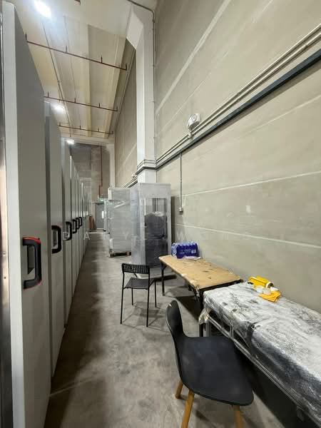 Surface Engineering Hub, 8 Buroh Street, 2,271 sqft, Warehouse For Rent, by Daryl Wong, 500212469 - Interior - CommercialGuru.com.sg
