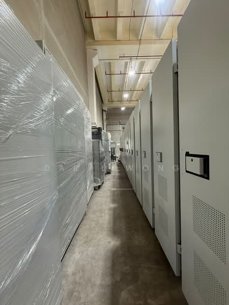 Surface Engineering Hub, 8 Buroh Street, 2,271 sqft, Warehouse For Rent, by Daryl Wong, 500212469 - Interior - CommercialGuru.com.sg