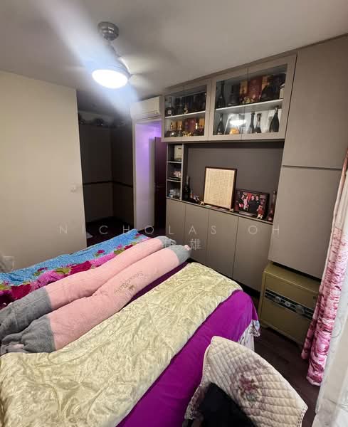 Bellewoods, 102 Woodlands Avenue 5, 4 Bedrooms, 1,345 sqft, Executive Condominium For Sale, by Nicholas Oh 胡伟雄, 500212485 - Bedroom - PropertyGuru.com.sg