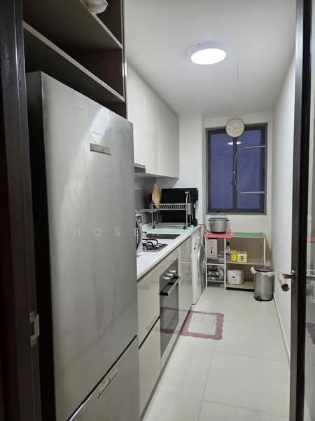 Lake Grande, 2 Jurong Lake Link, 2 Bedrooms, 721 sqft, Condominium For Rent, by Hosea Tan, 500212489 - Kitchen - PropertyGuru.com.sg
