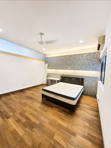 Townhouse Apartments, 139 Cavenagh Road, 6 Bedrooms, 2,906 sqft, Apartment For Sale, by Christine Seow, 500212495 - PropertyGuru.com.sg