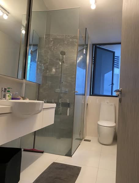 d'Leedon (Former Farrer Court), 13 Leedon Heights, 2 Bedrooms, 635 sqft, Condominium For Sale, by Daniel Liew, 500212507 - Bathroom - PropertyGuru.com.sg