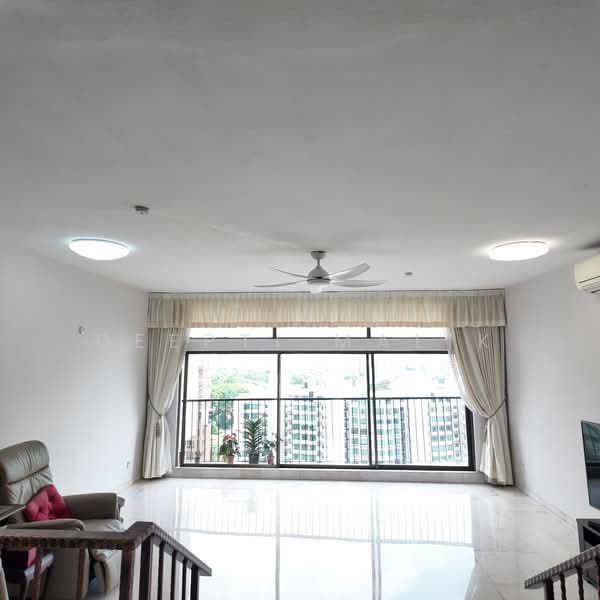 Balmoral Point, 23 Balmoral Road, 4 Bedrooms, 2,530 sqft, Apartment For Sale, by Deepti Malik, 500212523 - Living Room - PropertyGuru.com.sg