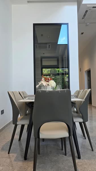 Jalan Sankam, Jalan Sankam, 5 Bedrooms, 4,834 sqft, Terraced House For Sale, by Diana Lim, 500212535 - Dining Room - PropertyGuru.com.sg