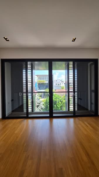 Jalan Sankam, Jalan Sankam, 5 Bedrooms, 4,834 sqft, Terraced House For Sale, by Diana Lim, 500212535 - Master Bedroom - PropertyGuru.com.sg