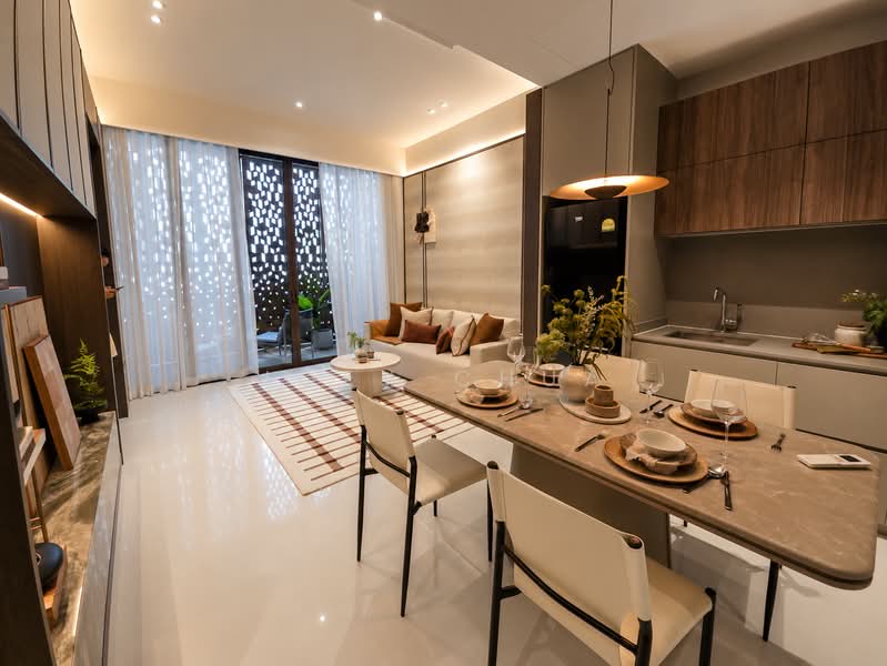 Parksuites, 18 Holland Grove Road, 2 Bedrooms, 786 sqft, Condominium For Sale, by Joey Chua, 500212544 - Living Room - PropertyGuru.com.sg