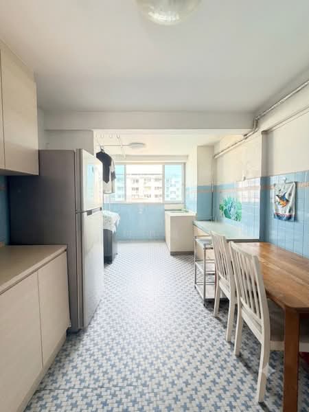 87 Circuit Road, 87 Circuit Road, 2 Bedrooms, 646 sqft, HDB Flat For Sale, by Cindy Fu 付小姐, 500212550 - Kitchen - PropertyGuru.com.sg