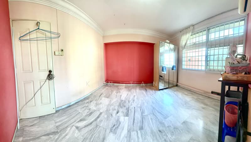 131 Clarence Lane, 131 Clarence Lane, 4 Bedrooms, 1,313 sqft, HDB Flat For Sale, by Ken Tan, 500212551 - Interior - PropertyGuru.com.sg