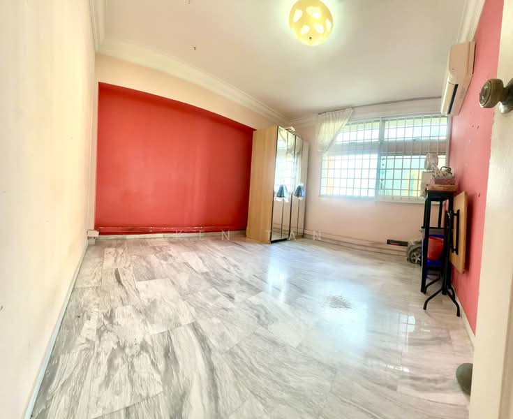 131 Clarence Lane, 131 Clarence Lane, 4 Bedrooms, 1,313 sqft, HDB Flat For Sale, by Ken Tan, 500212551 - Interior - PropertyGuru.com.sg