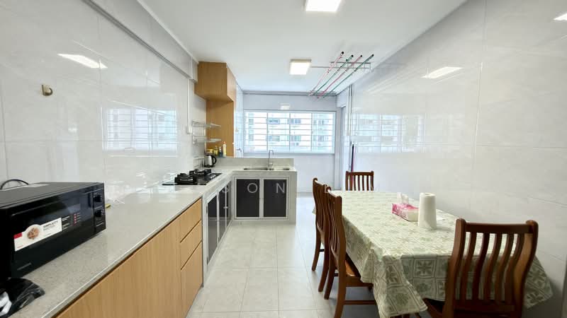 623 Ang Mo Kio Avenue 9, 623 Ang Mo Kio Avenue 9, 2 Bedrooms, 721 sqft, HDB Flat For Rent, by Jason Lim, 500212552 - Kitchen - PropertyGuru.com.sg