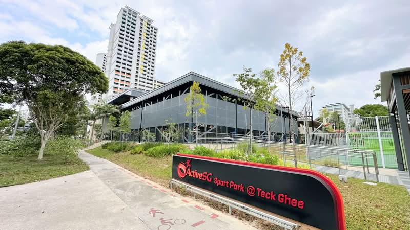350 Ang Mo Kio Street 32, 350 Ang Mo Kio Street 32, Room Rental, 100 sqft, HDB Flat For Rent, by Chris Tan, 500212557 - Exterior - PropertyGuru.com.sg