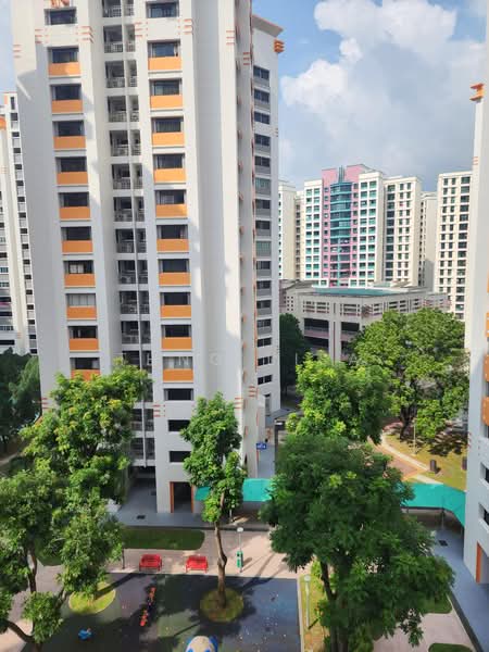 680B Jurong West Central 1, 680B Jurong West Central 1, 3 Bedrooms, 1,100 sqft, HDB Flat For Rent, by Thng Lisa, 500212558 - Exterior - PropertyGuru.com.sg