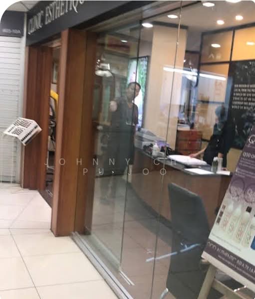 Holland Road Shopping Centre, 211 Holland Avenue, 1,076 sqft, Shop / Shophouse For Rent, by Johnny Chia Pu Joo, 500212564 - Interior - CommercialGuru.com.sg