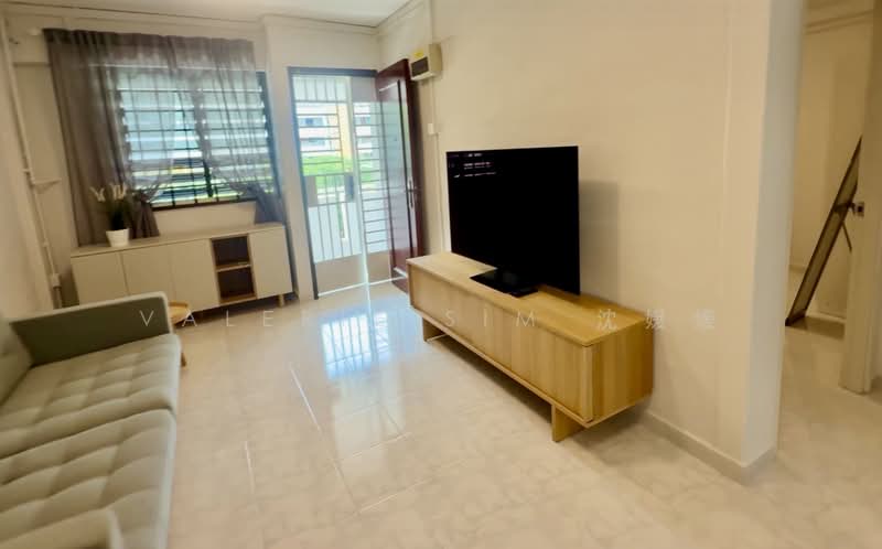 522 Bedok North Avenue 1, 522 Bedok North Avenue 1, 2 Bedrooms, 721 sqft, HDB Flat For Rent, by Valerie Sim 沈媛媛, 500212566 - Living Room - PropertyGuru.com.sg