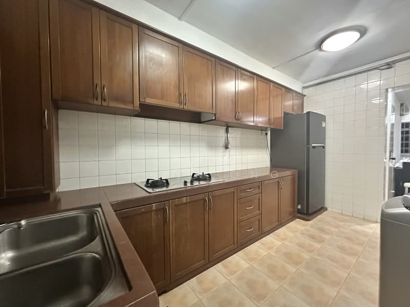 131 Rivervale Street, 131 Rivervale Street, 3 Bedrooms, 1,076 sqft, HDB Flat For Rent, by Alson Ong, 500212594 - Kitchen - PropertyGuru.com.sg