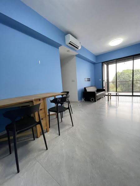 KI Residences At Brookvale, 20 Brookvale Drive, Clementi Park / Upper Bukit Timah, 3 Bedrooms, 980 sqft, Condominium For Sale, by Leong Kok Ying, 500212602 - Living Room - PropertyGuru.com.sg