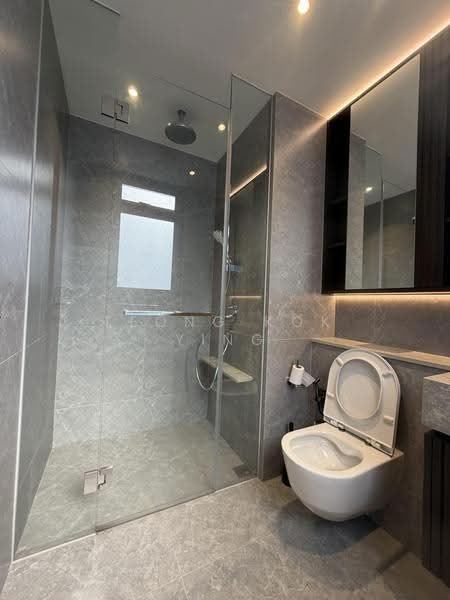 KI Residences At Brookvale, 20 Brookvale Drive, Clementi Park / Upper Bukit Timah, 3 Bedrooms, 980 sqft, Condominium For Sale, by Leong Kok Ying, 500212602 - Bathroom - PropertyGuru.com.sg