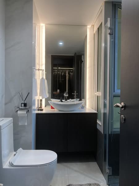 Kovan Melody, 37 Kovan Road, 3 Bedrooms, 1,227 sqft, Condominium For Rent, by Ena Teo, 500212609 - Bathroom - PropertyGuru.com.sg