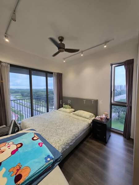 Riverbank at Fernvale, Sengkang West Way/Fernvale, 3 Bedrooms, 1,055 sqft, Condominium For Sale, by Roger TTK, 500212614 - Bedroom - PropertyGuru.com.sg