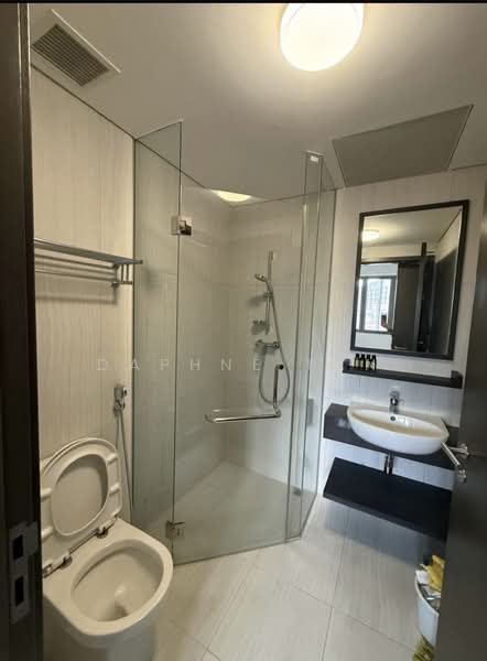 The Rise @ Oxley - Residences, 71 Oxley Rise, Studio, 335 sqft, Apartment For Rent, by Daphne Tan, 500212615 - Bathroom - PropertyGuru.com.sg