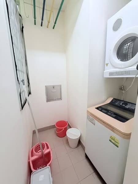Queens, 16 Stirling Road, 2 Bedrooms, 915 sqft, Condominium For Rent, by Anthea Yeo 杨丽娇, 500212634 - Interior - PropertyGuru.com.sg
