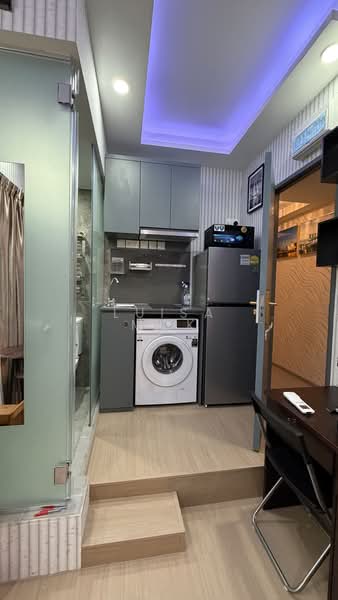 The Landmark, 173 Chin Swee Road, Room Rental, 100 sqft, Condominium For Rent, by Luisa Mok, 500212635 - Kitchen - PropertyGuru.com.sg