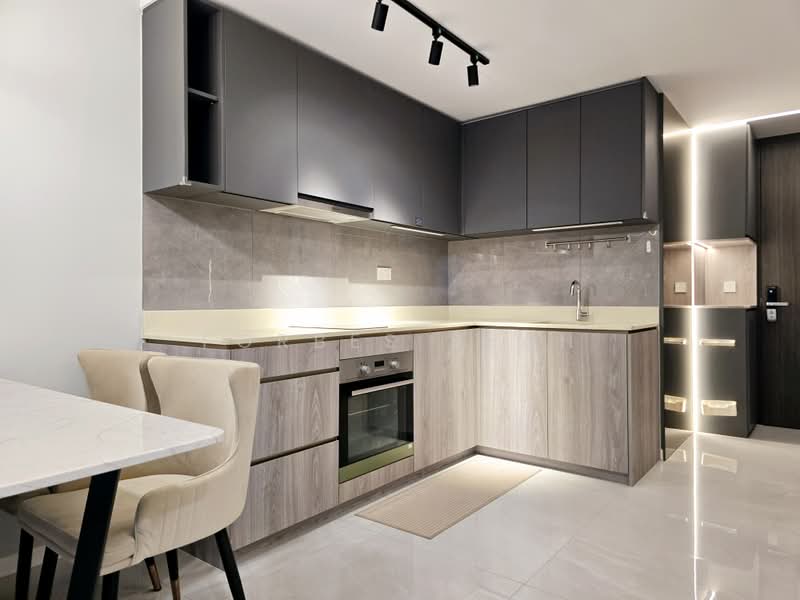 Riverfront Residences, 55 Hougang Avenue 7, 2 Bedrooms, 721 sqft, Condominium For Sale, by Forbes Seah, 500212648 - Kitchen - PropertyGuru.com.sg