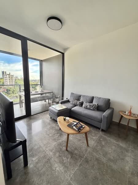 Hyll on Holland, 89 Holland Road, 2 Bedrooms, 658 sqft, Condominium For Rent, by Victoria Galistan, 500212650 - Living Room - PropertyGuru.com.sg