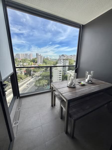 Hyll on Holland, 89 Holland Road, 2 Bedrooms, 658 sqft, Condominium For Rent, by Victoria Galistan, 500212650 - Balcony - PropertyGuru.com.sg