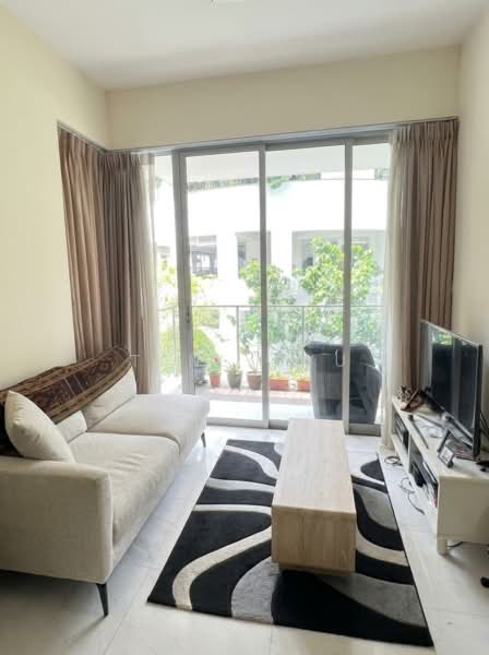The Mercury, 38 Shanghai Road, 2 Bedrooms, 635 sqft, Condominium For Rent, by Ten Yuyu, 500212654 - Living Room - PropertyGuru.com.sg