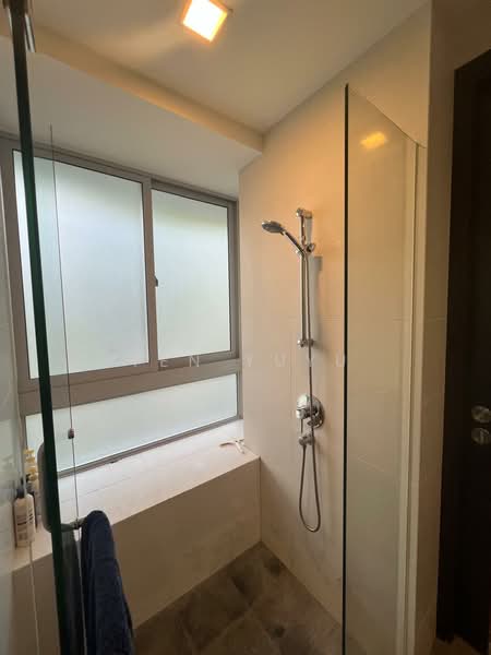 The Mercury, 38 Shanghai Road, 2 Bedrooms, 635 sqft, Condominium For Rent, by Ten Yuyu, 500212654 - Bathroom - PropertyGuru.com.sg