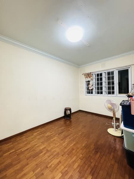 Pinewood Terrace, Pinewood Grove, 5 Bedrooms, 3,995 sqft, Terraced House For Sale, by Keldrick Tan, 500212656 - studyroom - PropertyGuru.com.sg