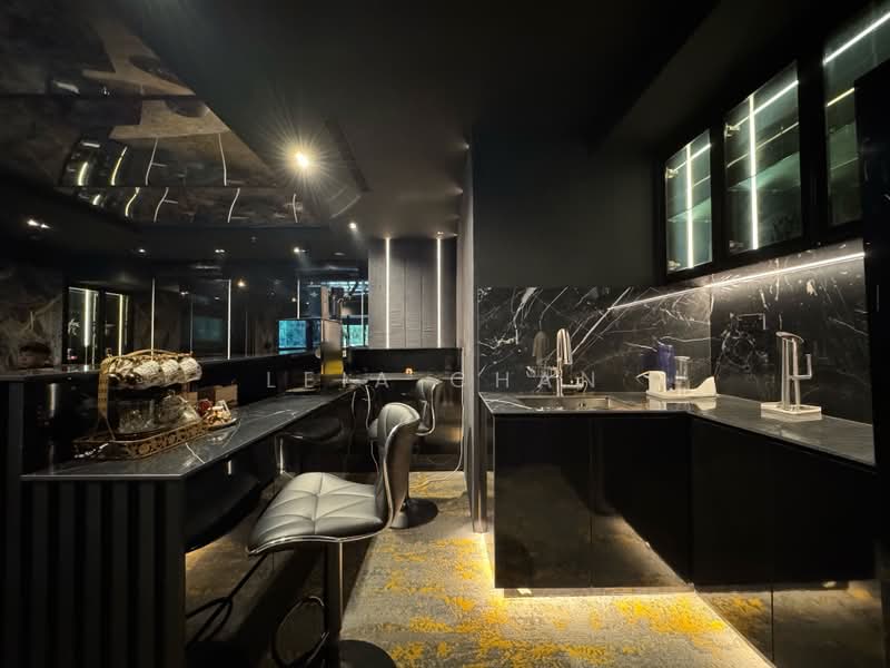 Vertex, 33 Ubi Avenue 3, 5,770 sqft, Light Industrial (B1) For Rent, by Leia Chan, 500212672 - Kitchen - CommercialGuru.com.sg