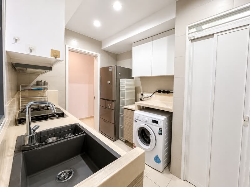 Arc at Tampines, 11 Tampines Avenue 8, 3 Bedrooms, 1,130 sqft, Executive Condominium For Sale, by Joey Chua, 500212685 - Kitchen - PropertyGuru.com.sg