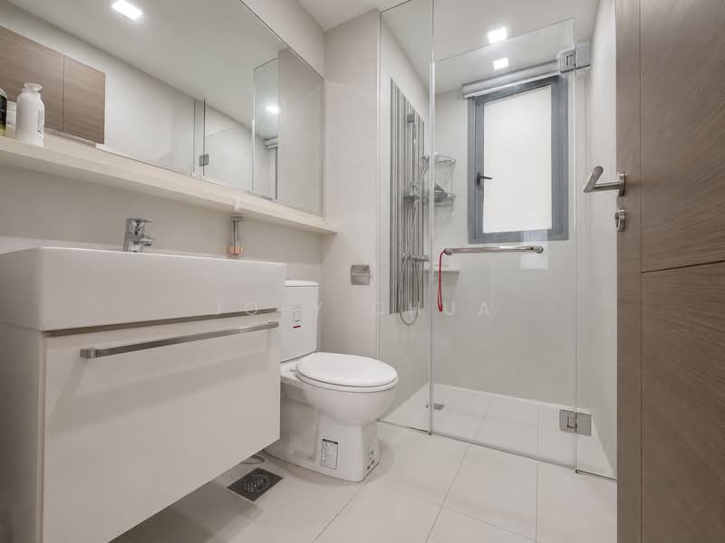 Arc at Tampines, 11 Tampines Avenue 8, 3 Bedrooms, 1,130 sqft, Executive Condominium For Sale, by Joey Chua, 500212685 - Common Bathroom - PropertyGuru.com.sg