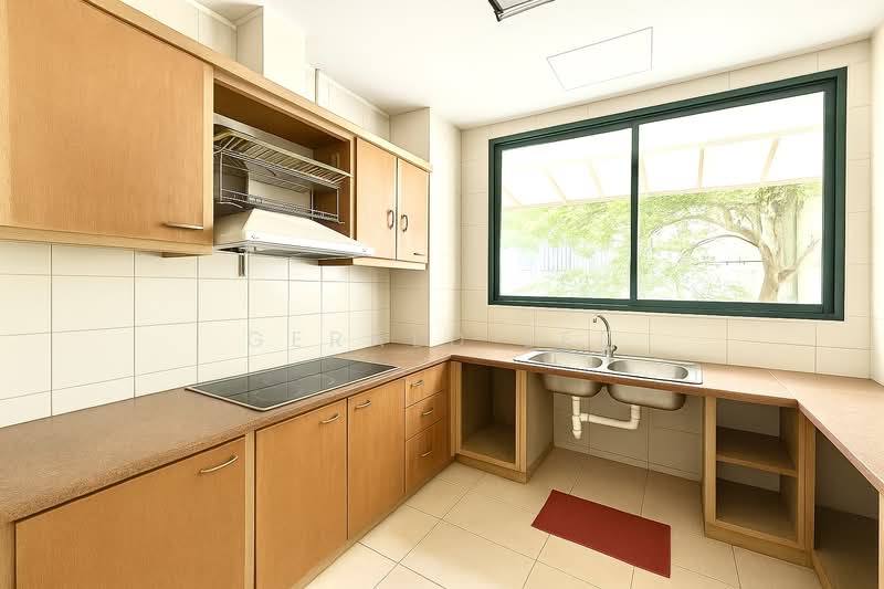 Tivoli Gardens, Tai Keng Gardens, 6 Bedrooms, 3,500 sqft, Terraced House For Sale, by Gerald Lee, 500212690 - Kitchen - PropertyGuru.com.sg