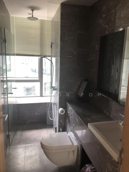 Helios Residences, 15 Cairnhill Circle, 2 Bedrooms, 1,281 sqft, Condominium For Rent, by Watson Poh, 500212691 - Bathroom - PropertyGuru.com.sg
