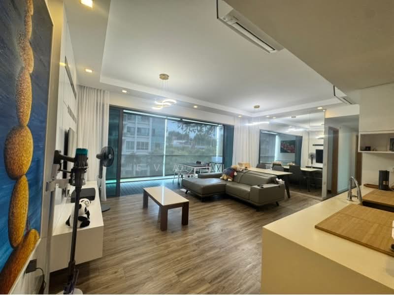 70 Flora Road photo 4