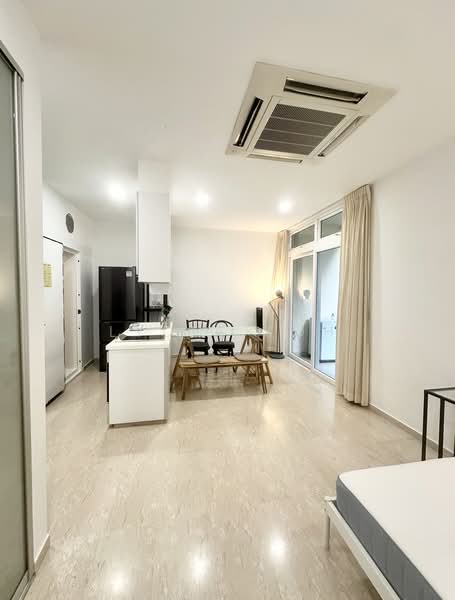 Tembeling Residence, 246 Tembeling Road, Studio, 420 sqft, Condominium For Sale, by Lydia Koh, 500212702 - Kitchen - PropertyGuru.com.sg