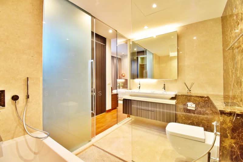 Greenwood Mews, 271 Greenwood Avenue, 5 Bedrooms, 3,100 sqft, Cluster House For Sale, by Seah Siew Yong, 500212704 - Bathroom - PropertyGuru.com.sg