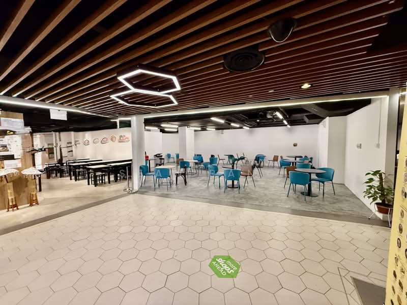 ☎️ F&B Unit @ Raffles Place/Telok Ayer Vicinity | Great Catchment | Great Footfall, , 1,249 sqft, Food & Beverage For Rent, by Sean Pang, 500212719 - Interior - CommercialGuru.com.sg