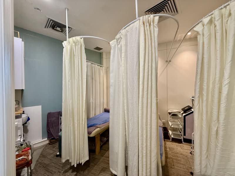 ☎️Rare Services Space @ Serangoon Garden | Prime Location | Ample Natural Light, , 431 sqft, Other Retail For Rent, by Sean Pang, 500212720 - Interior - CommercialGuru.com.sg