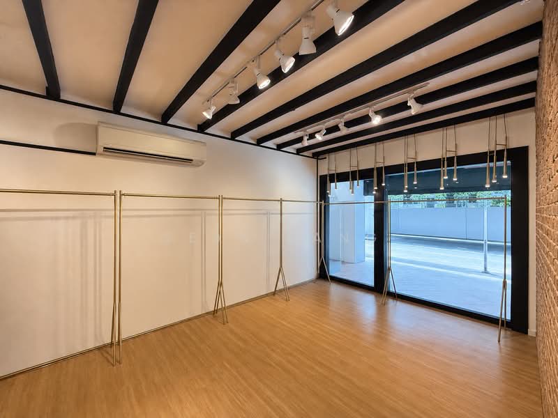 ☎️Rare Corner L1 Retail/F&B Space @ Amoy Street Vicinity | Excellent Frontage, , 1,055 sqft, Food & Beverage For Rent, by Sean Pang, 500212738 - Interior - CommercialGuru.com.sg