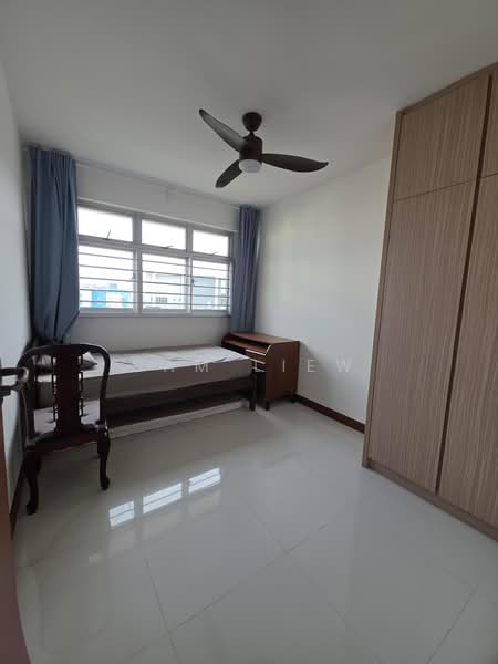 292B Bukit Batok East Avenue 6, 292B Bukit Batok East Avenue 6, Room Rental, 90 sqft, HDB Flat For Rent, by Sam Liew, 500212740 - Bedroom - PropertyGuru.com.sg
