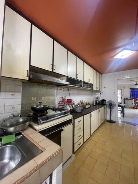 287 Yishun Avenue 6, 287 Yishun Avenue 6, 3 Bedrooms, 1,119 sqft, HDB Flat For Sale, by Magdeline Sng, 500212742 - PropertyGuru.com.sg