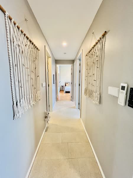 Jui Residences, 1177 Serangoon Road, 3 Bedrooms, 947 sqft, Condominium For Sale, by Stephanie Tan 陈爱丽, 500212754 - Corridor - PropertyGuru.com.sg