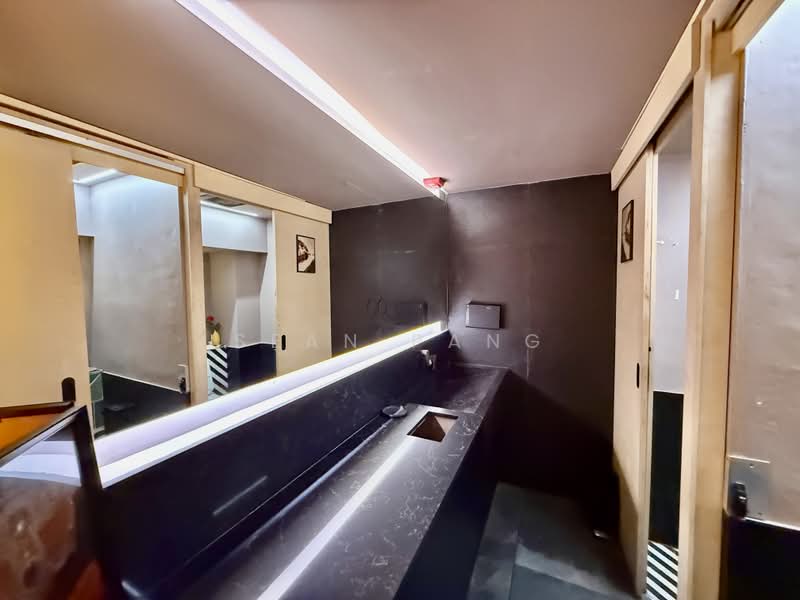 ☎️L1 + L2 F&B Space @ Raffles Place/Telok Ayer Vicinity | w Outdoor Terrace | Prime Location, , 3,442 sqft, Food & Beverage For Rent, by Sean Pang, 500212791 - Bathroom - CommercialGuru.com.sg