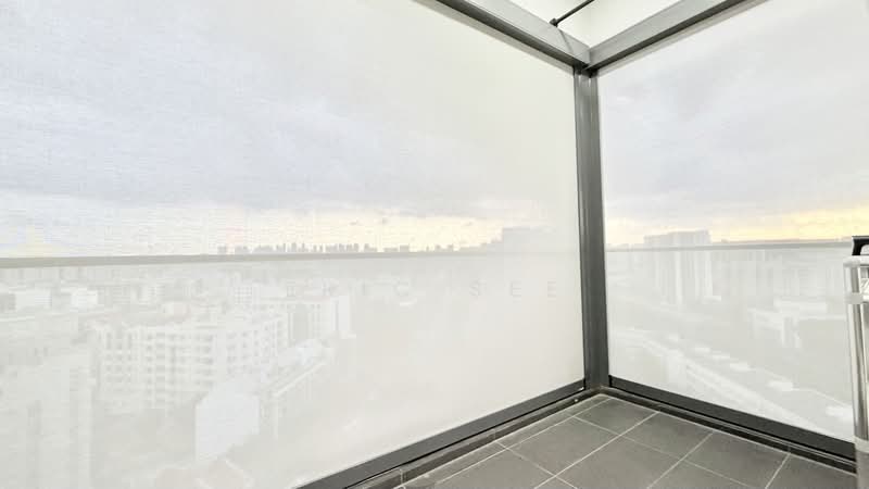 Sims Edge, 1 Geylang East Avenue 2, 2 Bedrooms, 581 sqft, Condominium For Rent, by Eric See, 500212792 - Balcony - PropertyGuru.com.sg