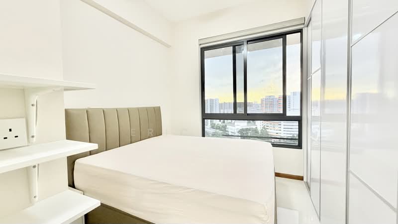 Sims Edge, 1 Geylang East Avenue 2, 2 Bedrooms, 581 sqft, Condominium For Rent, by Eric See, 500212792 - Master Bedroom - PropertyGuru.com.sg